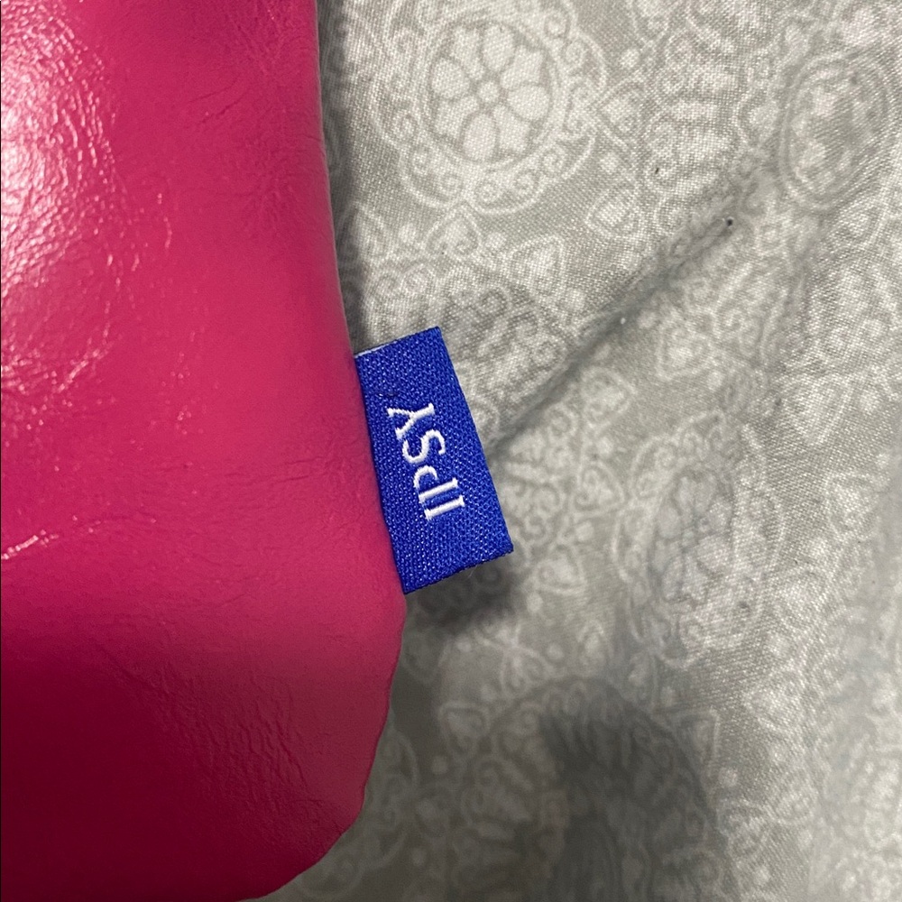Ipsy Vibrant Pink Cosmetic Bag - Picture 2 of 6